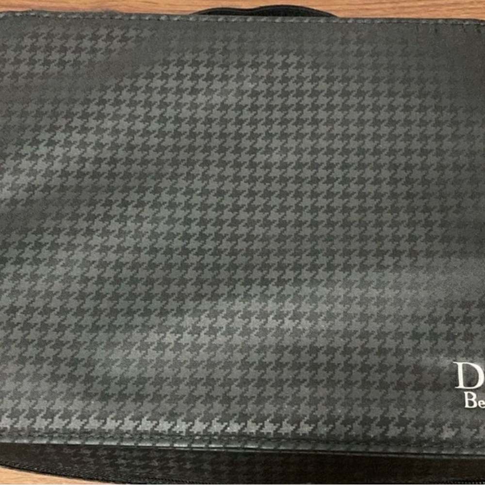 Dior Black Cosmetic Bag - Picture 6 of 6
